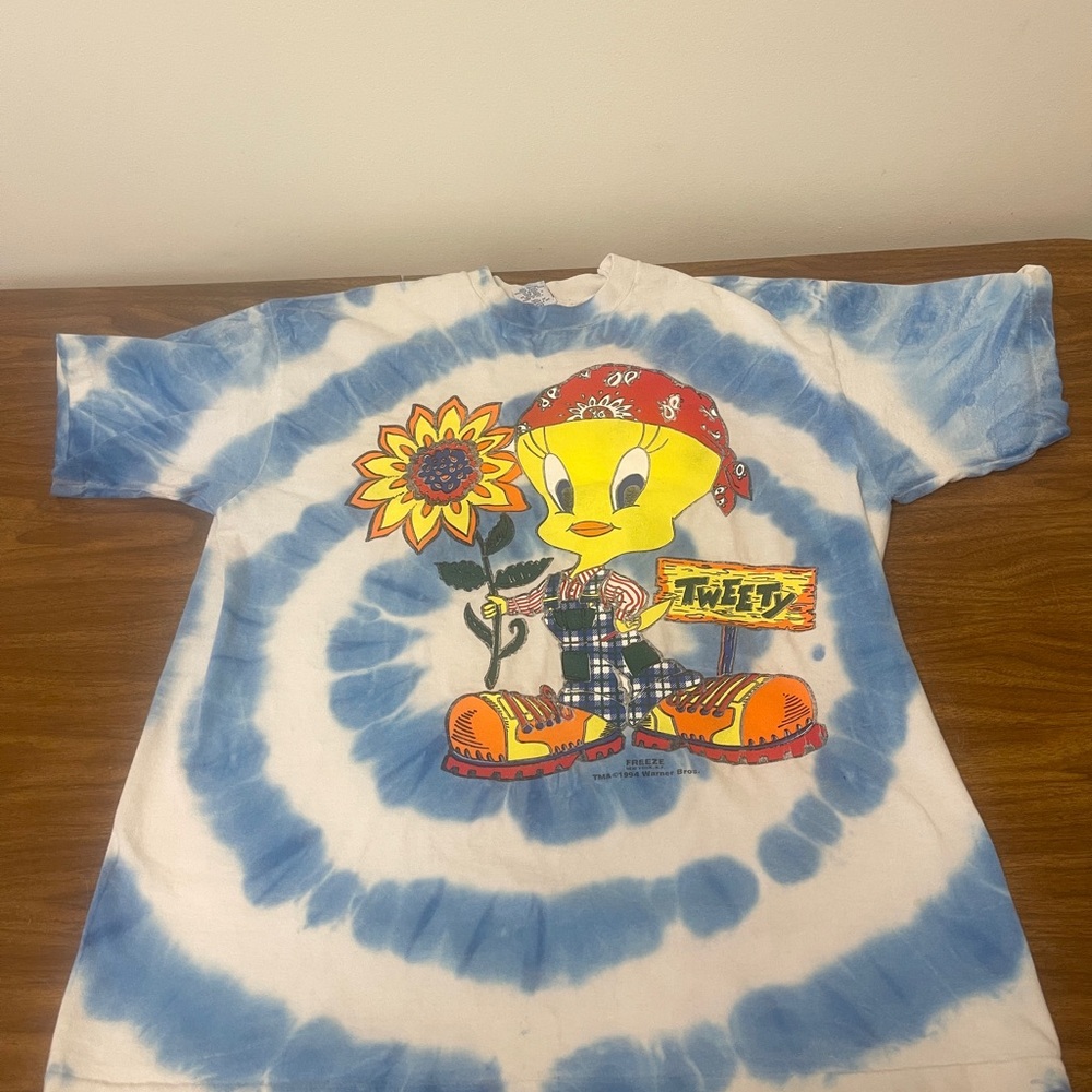 Vintage 1994 FREEZE Tweety Bird Shirt